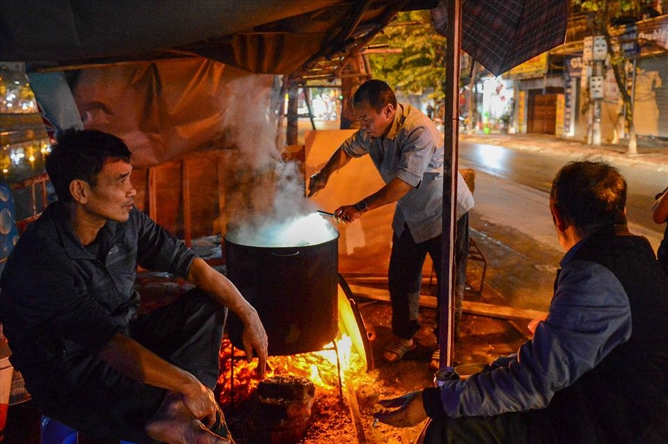 tet holiday cycling vietnam in ho chi minh city