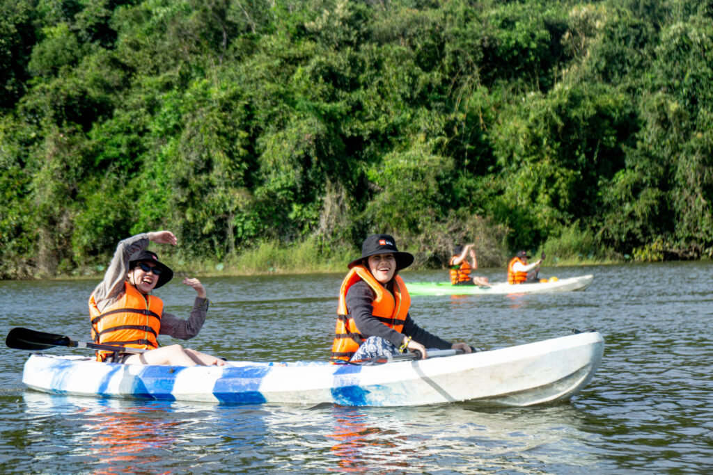 kayak talai nam cat tien team building