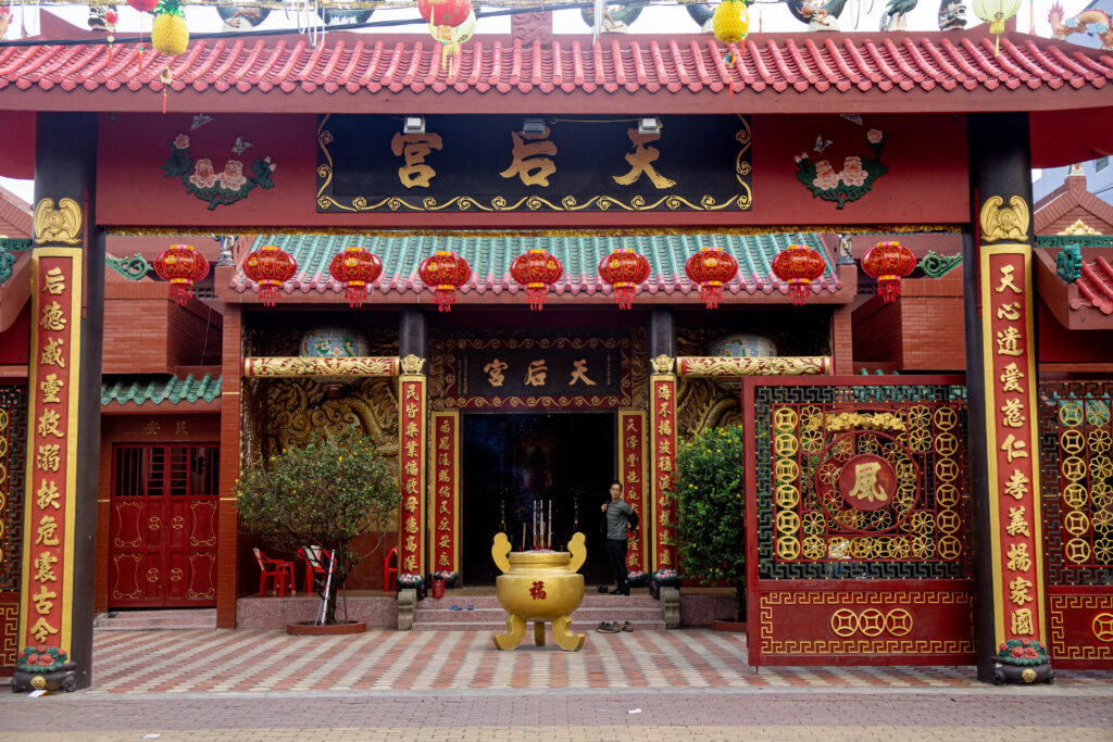 chua ba lai thieu 