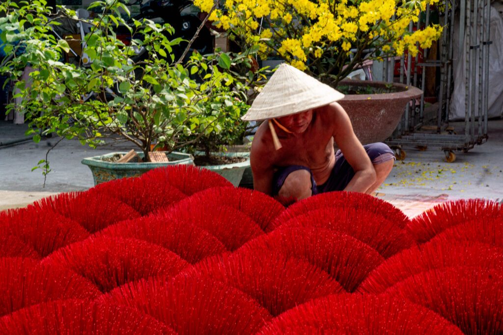 Le Minh Xuan incense making village 