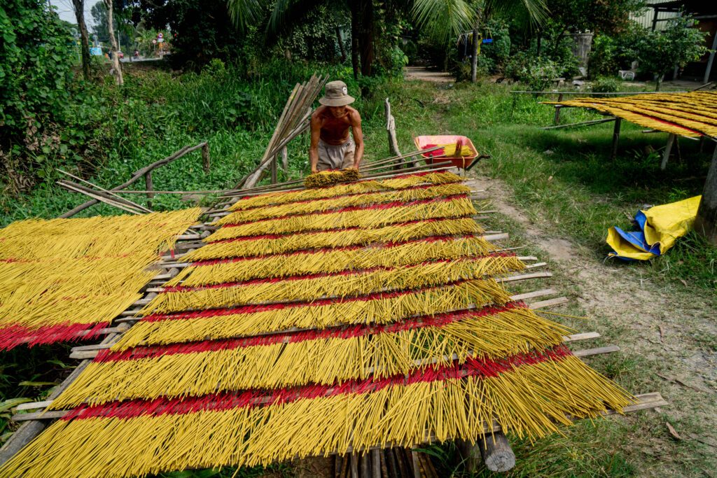 le minh xuan incense making village ho chi minh