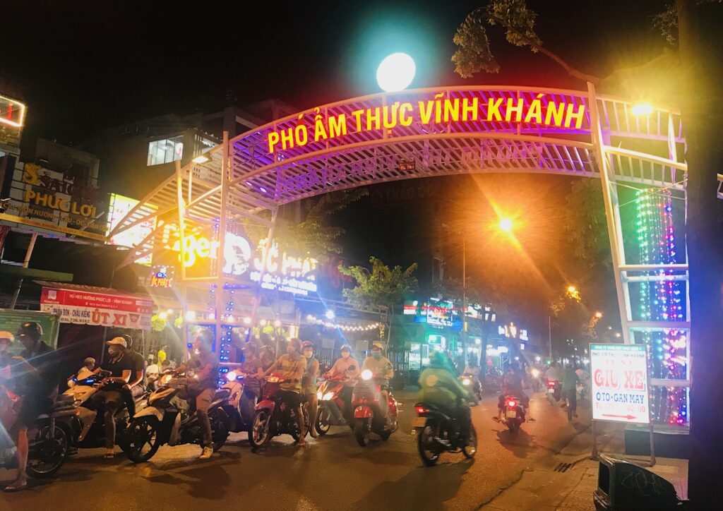 top local street food places in Saigon