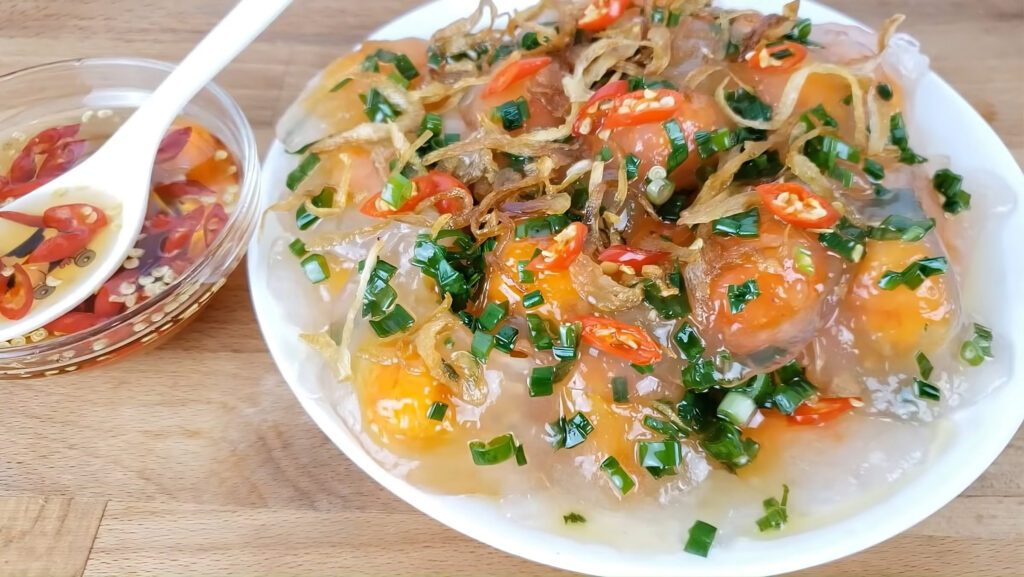 Top street foods places in Saigon