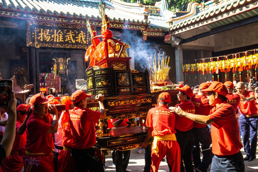 cholon chinatown vietnam