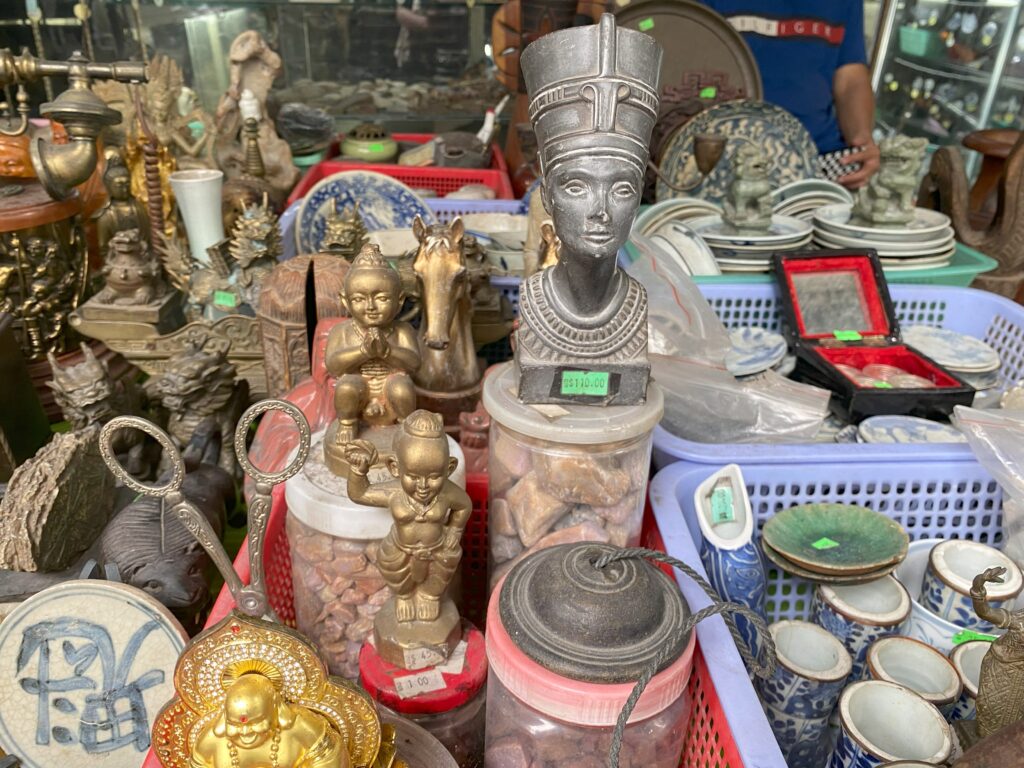Antique Street in Ho Chi Minh CIty 