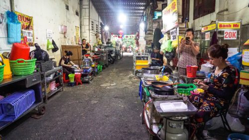 street food district 1 ho chi minh