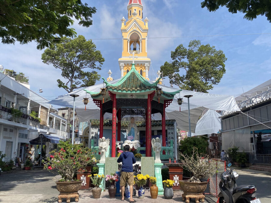 cycling vietnam in ho chi minh city