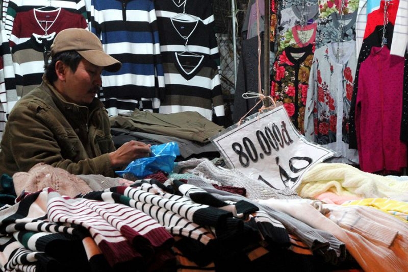 things to do at night in dalat night market
