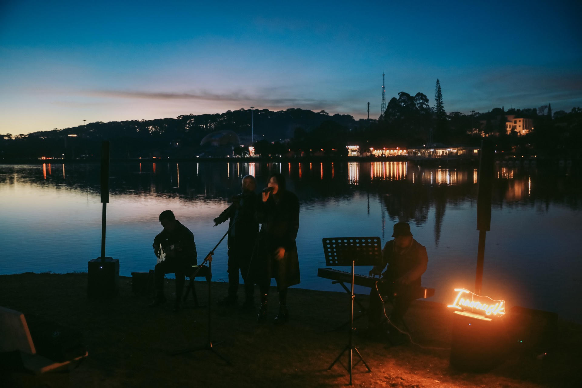 xuan huong lake
