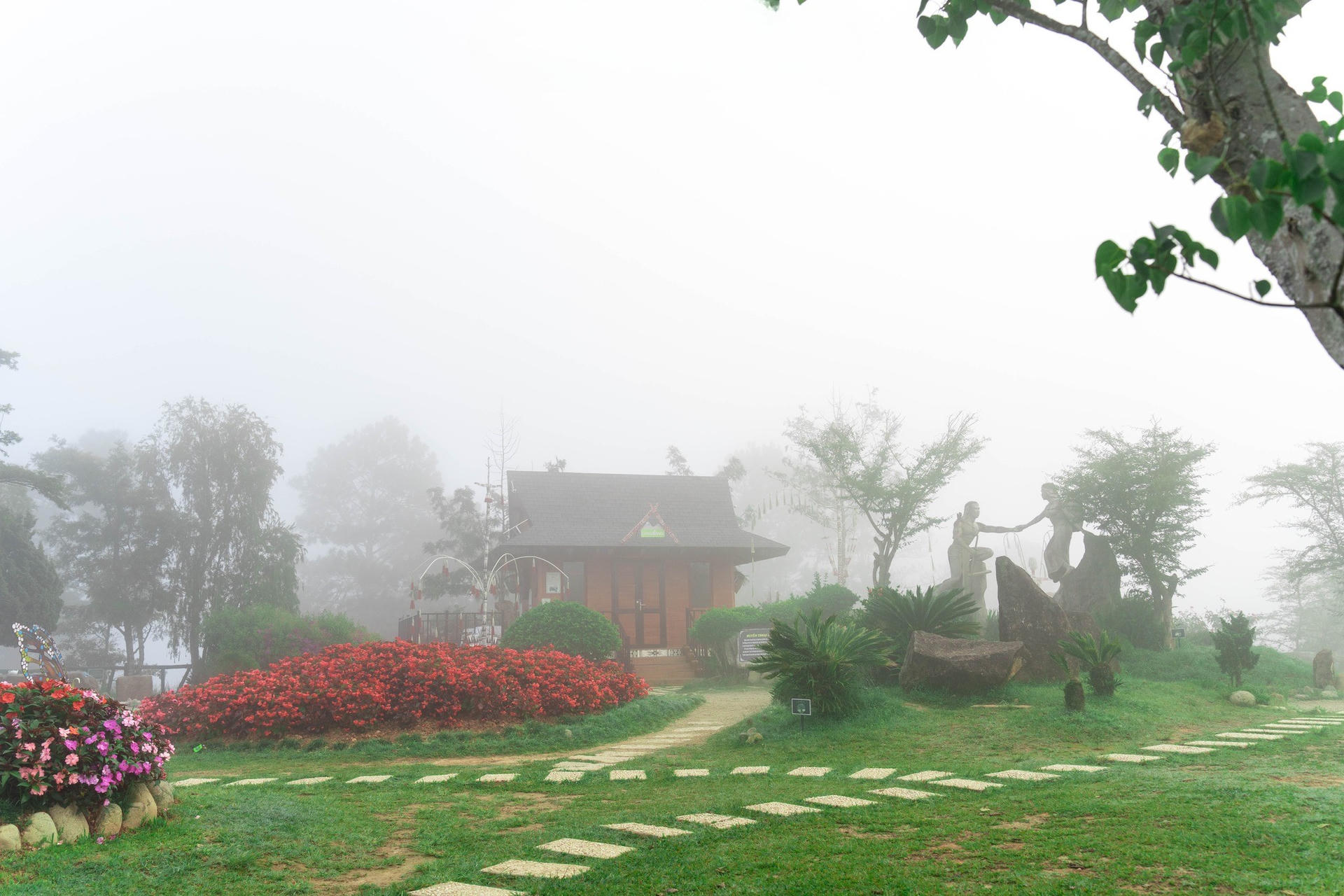 lang biang peak