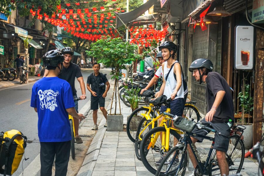 Yen Phu Street