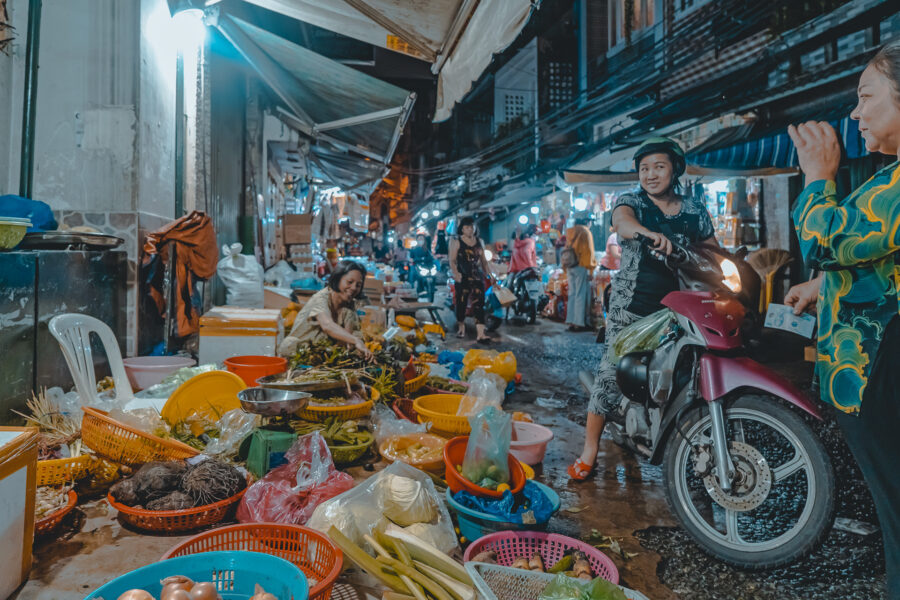 Ho Chi Minh night market
