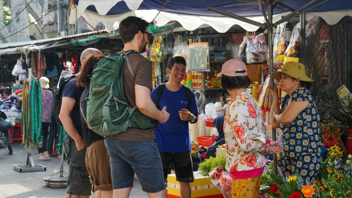 Chat with locals at the Vietnamese market_off the beaten path tour_Jackfruit