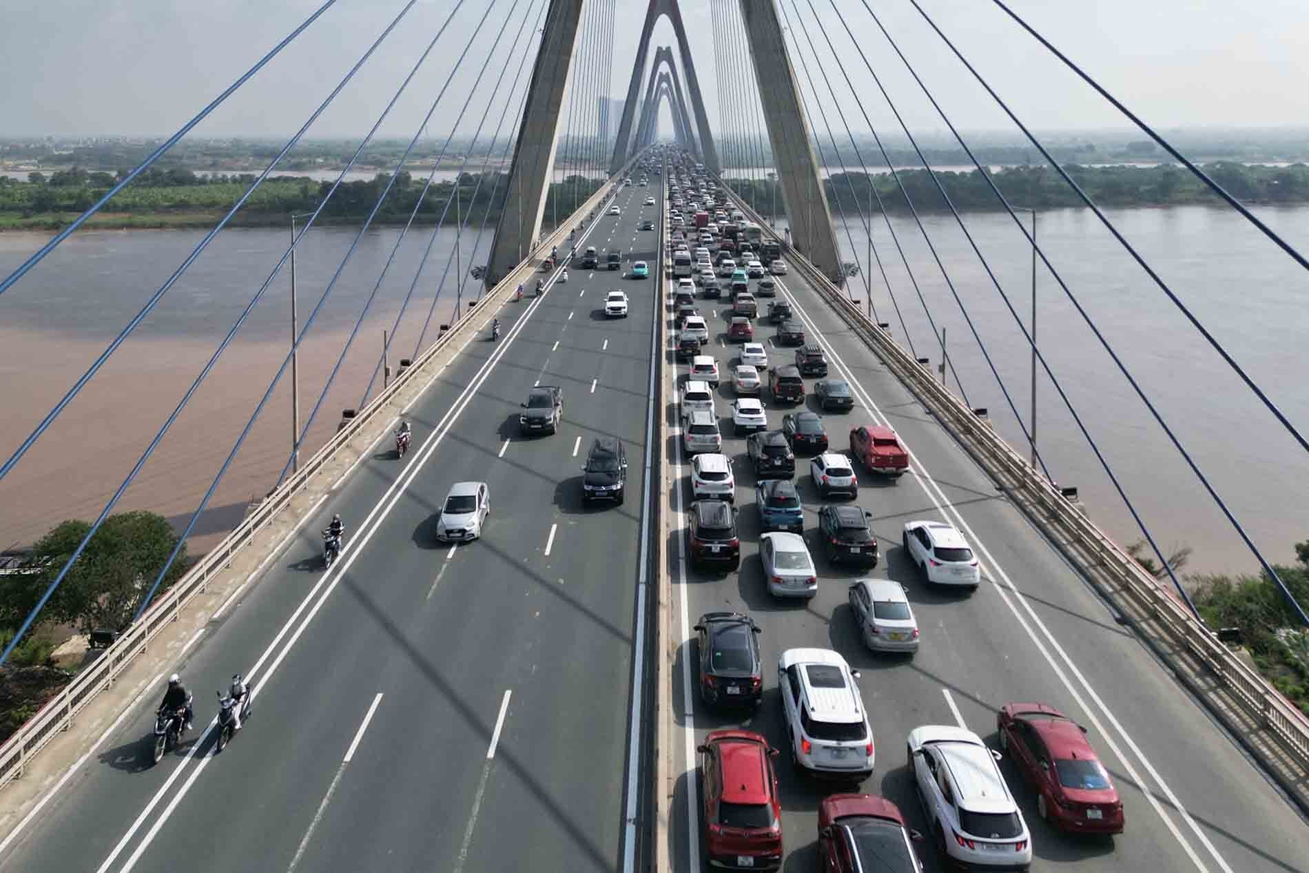 hanoi airport transfer to city