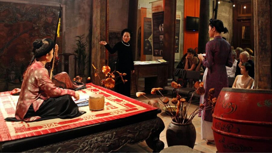 Ca Tru Performance at Hanoi Ancient House