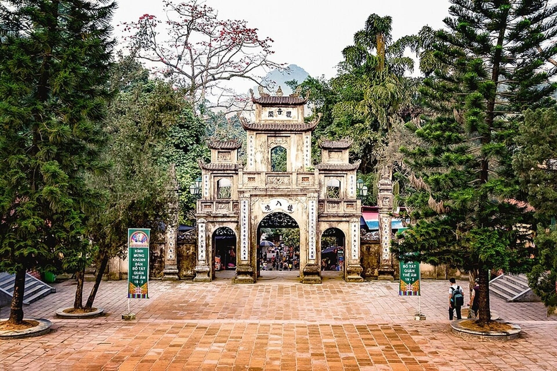 Huong Pagoda Day Trip can be considered in your plan when asking How many days is enough in Hanoi
