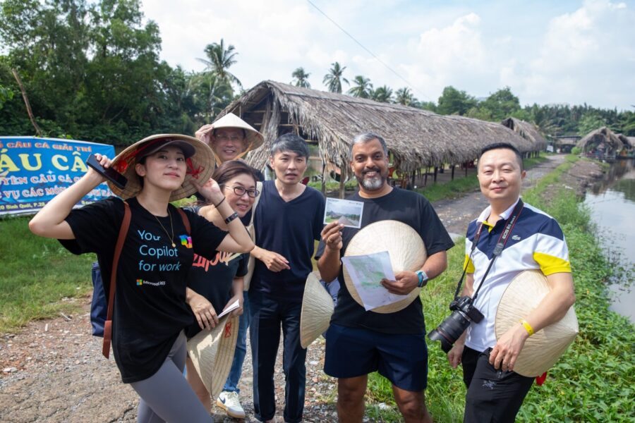cultural puzzle race in Vietnam - team bonding games - Jackfruit