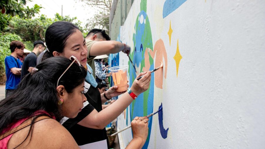 painting a shared vision team-building activity for work retreat