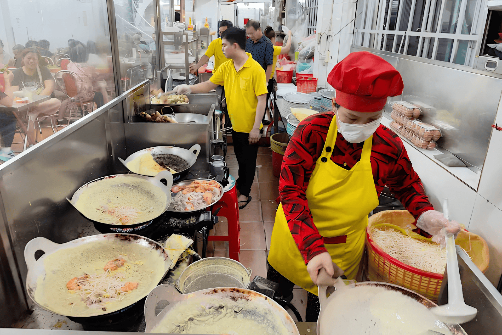 Best banh xeo in Saigon - sizzling pan open kitchen Ngoc Son - Jackfruit Adventure