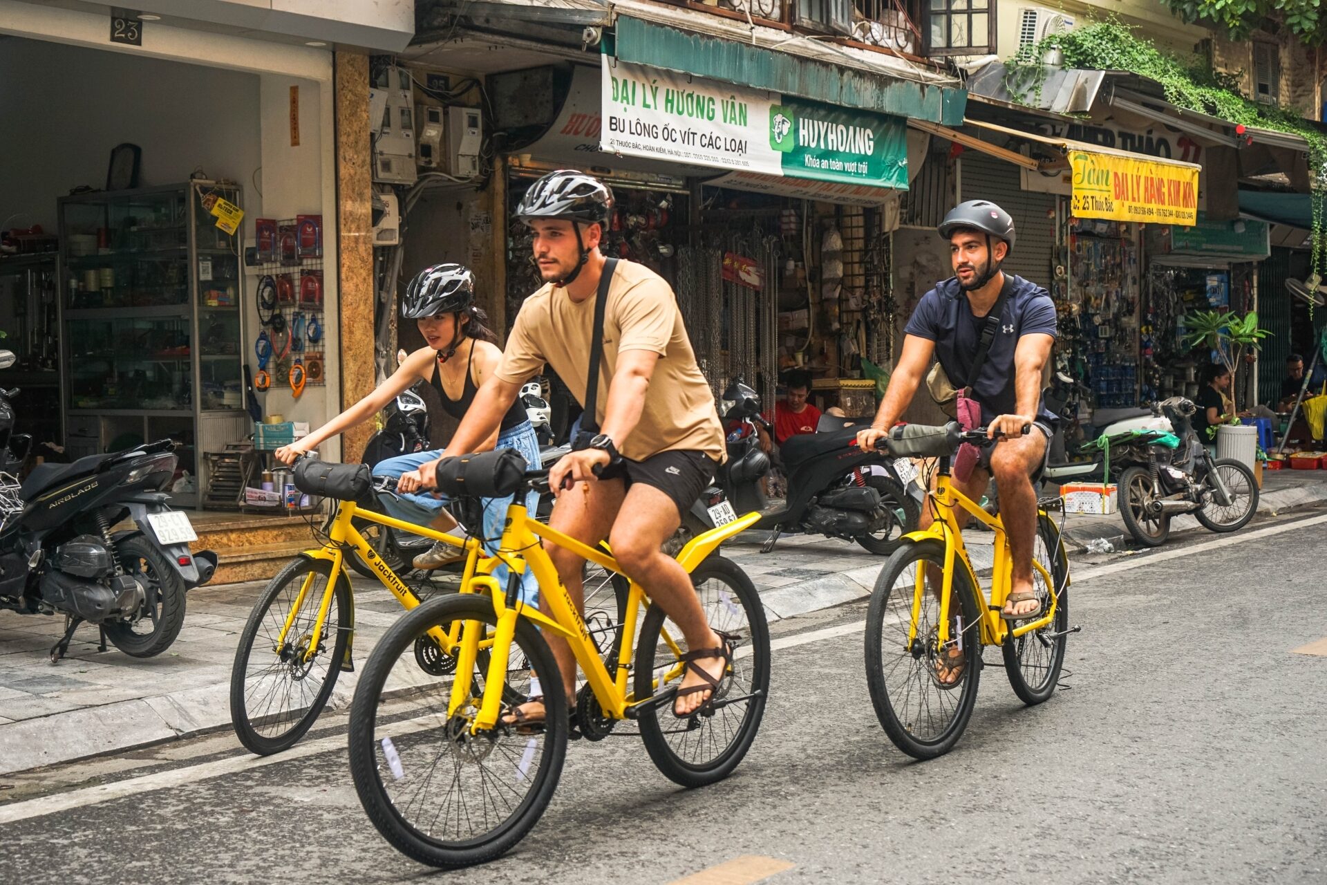 cycling-corporate event team building activities-jackfruit adventure