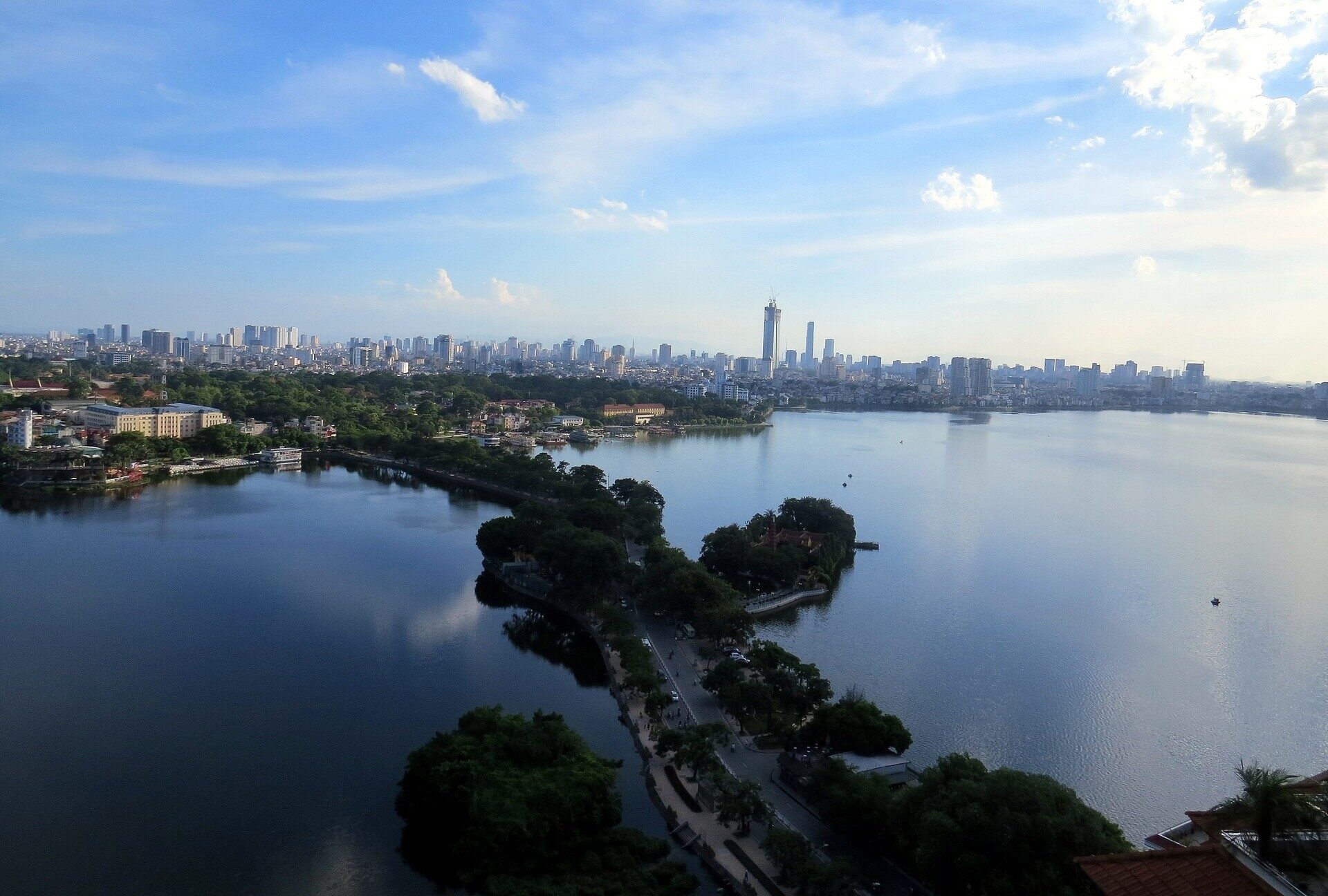 Truc Bach Lake