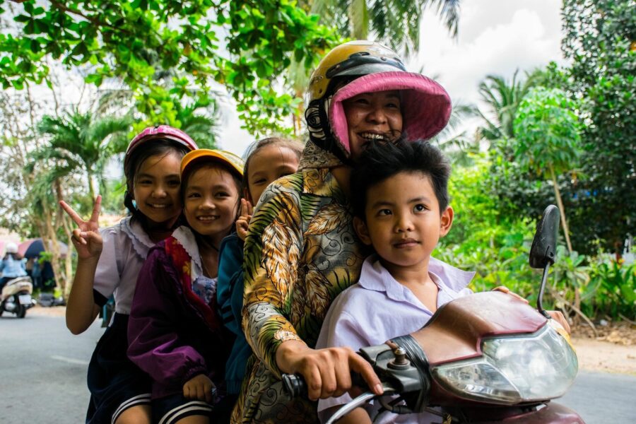 vietnamese family day