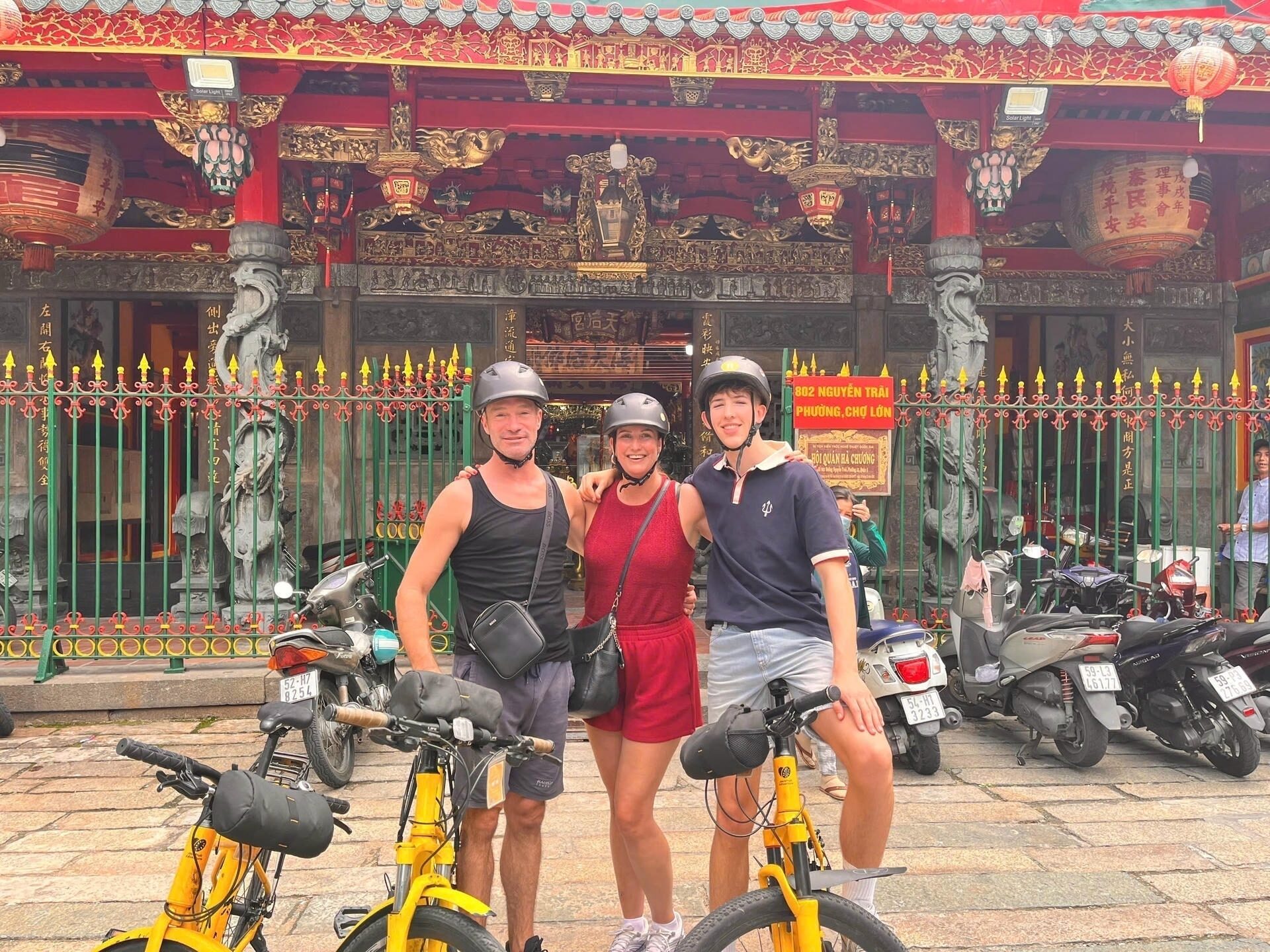 family cycling tour in Saigon Erica's family