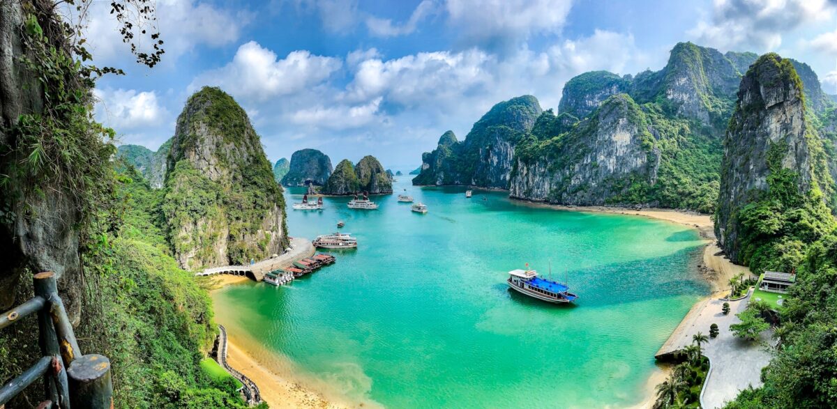 what to do in ha long bay